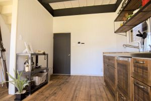 70年代不動産　OUTDOOR HOUSE